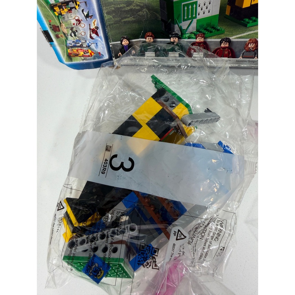 LEGO Harry Potter Quidditch Match 75956 Building Kit w Minifigures 99% complete - Picture 4 of 12